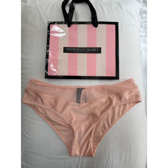 NWT Victoria’s Secret Vintage Light Pink Hiphugger Panty – Size XS - Picture 1 of 3